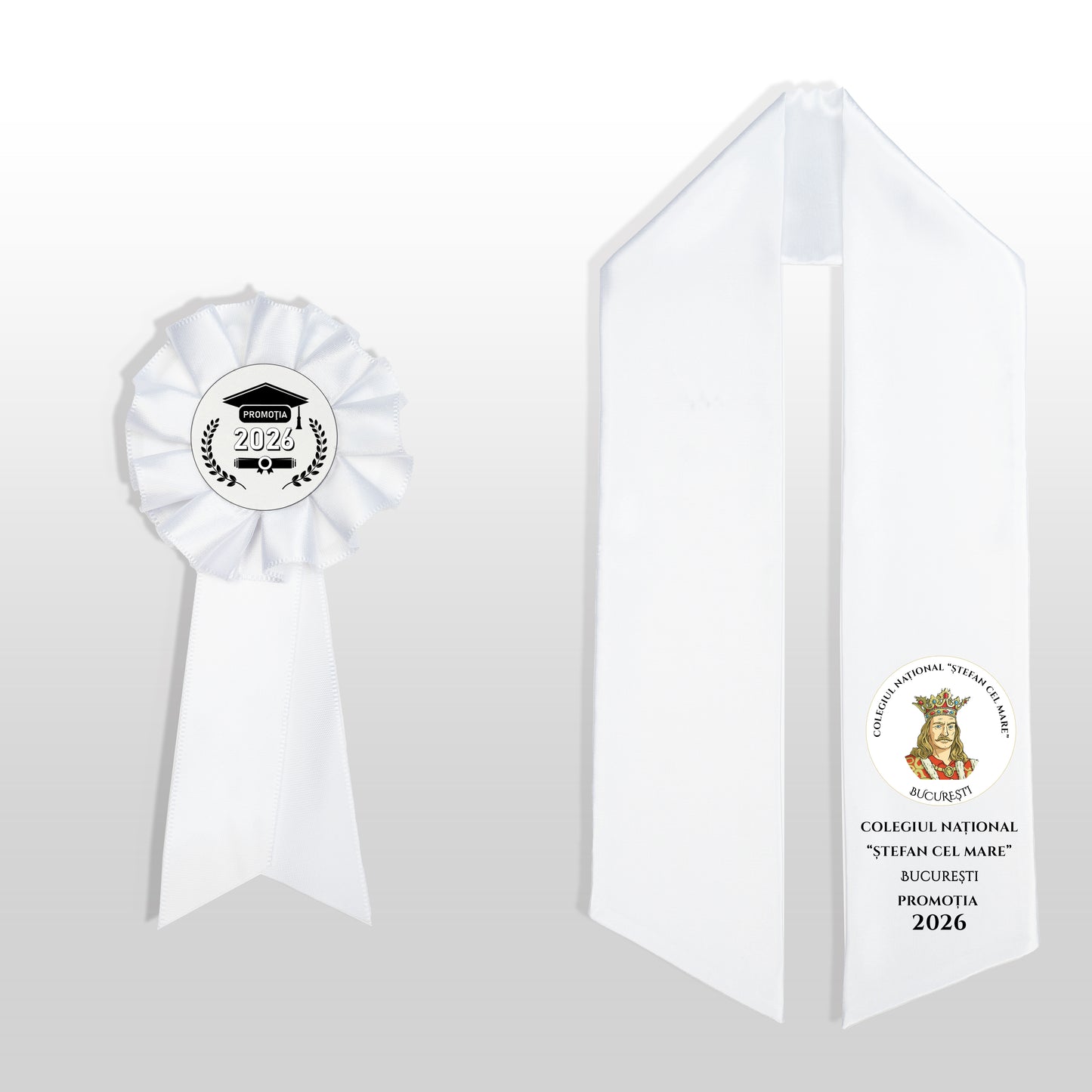 Eșarfă și cocardă de absolvire albă