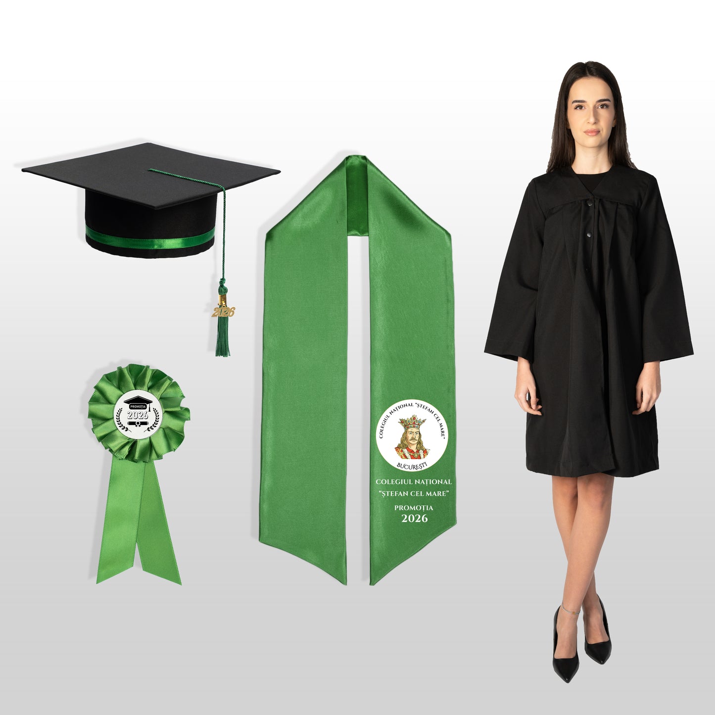 Robă, tocă, eșarfă și cocardă verde smarald personalizată doar eșarfa