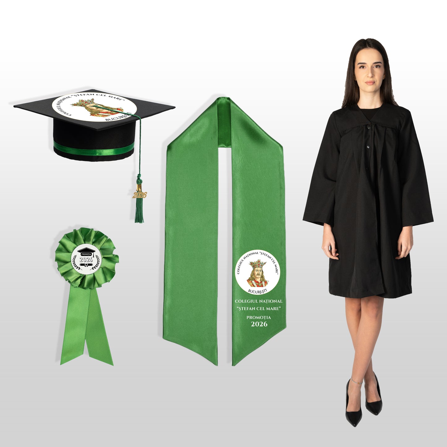 Robă, tocă, eșarfă și cocardă verde smarald personalizate complet